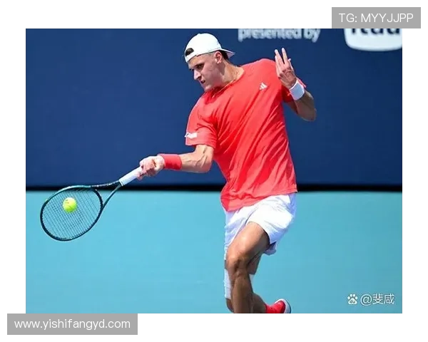 网球界新星崛起:年轻球员在国际赛场上惊艳亮相引发热议